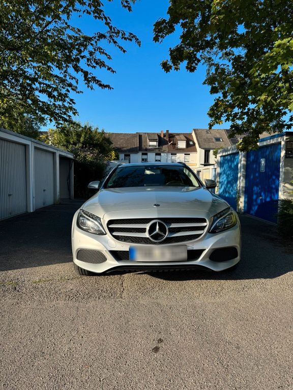Image of Mercedes-Benz C 200