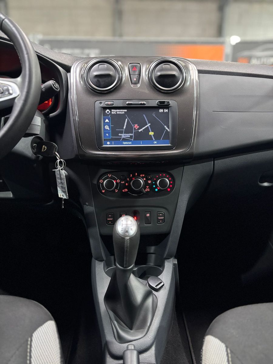 Fahrzeugabbildung Dacia Sandero Stepway#Kamera#Navi#Tempomat