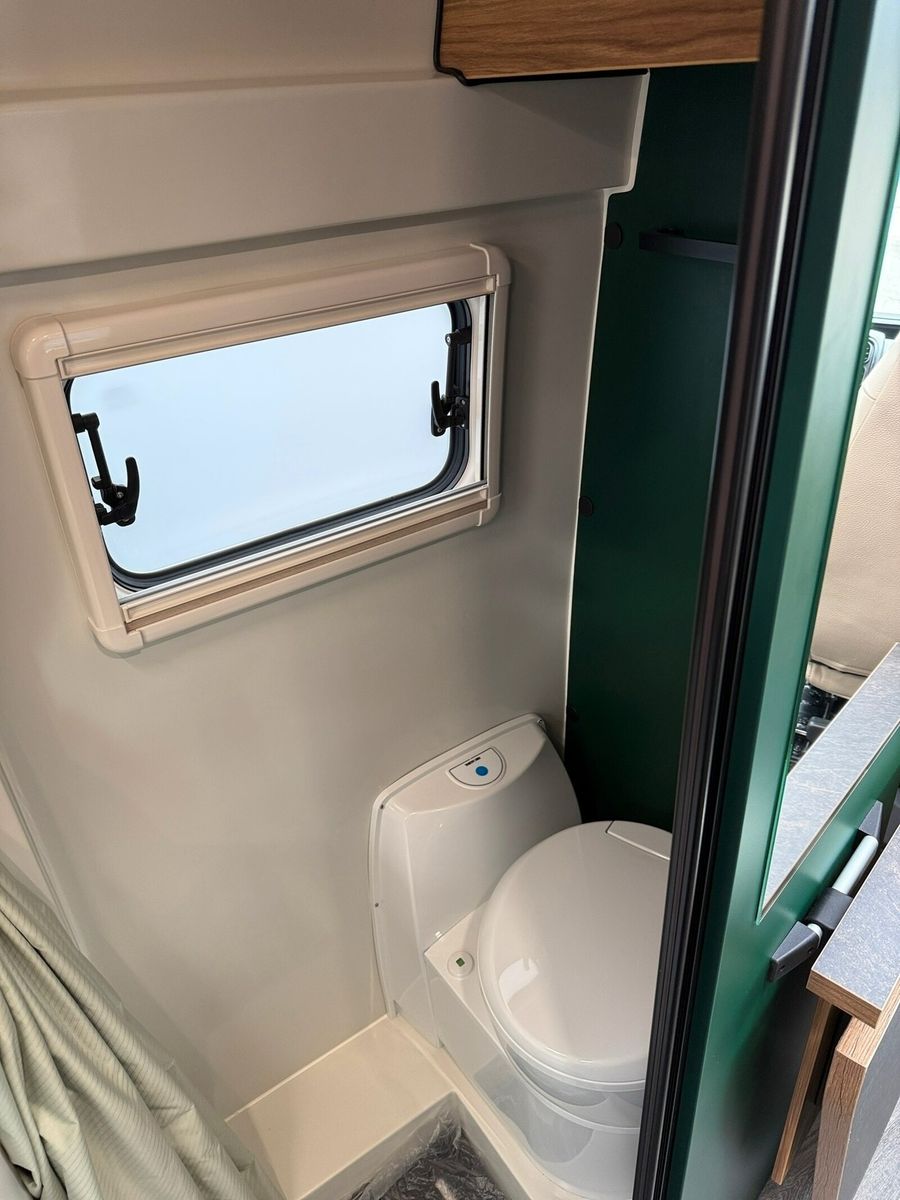 Fahrzeugabbildung Karmann Dexter DE 600 Automatik, Concept, Combi Heizung