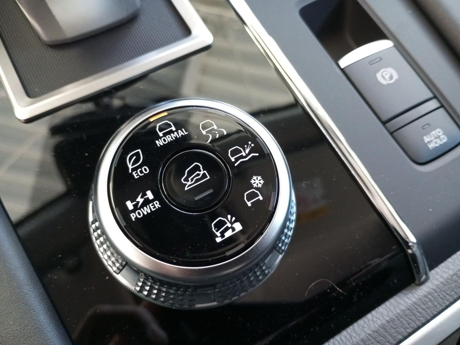 Mitsubishi Outlander PHEV Select 306 PS ACC HuD Leder