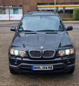 BMW X5 4.6is V8 347 PS 