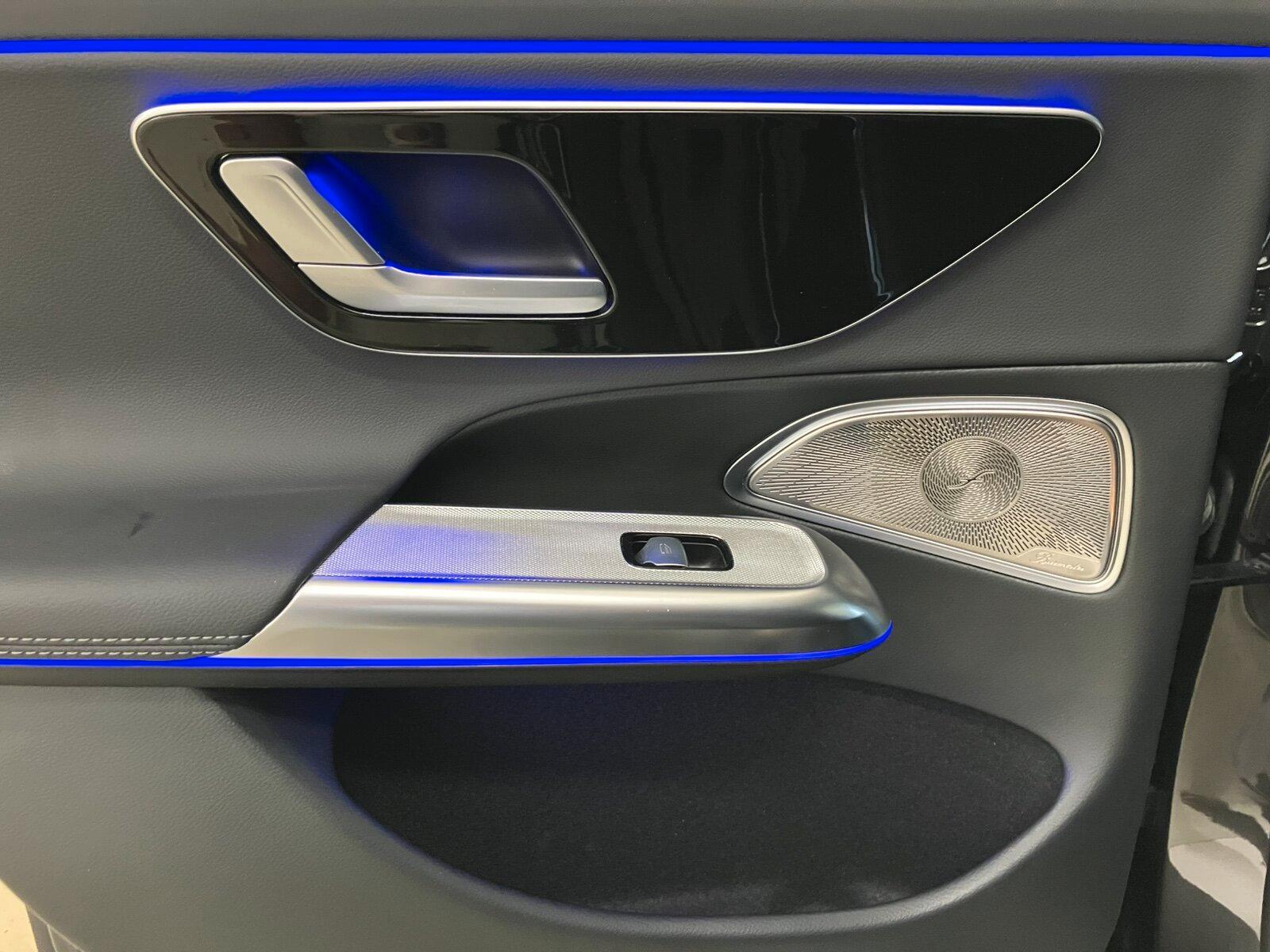 Mercedes-Benz E 220 d 4M T EXCLUSIVE Premium AHK DigiLight