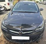 Opel Astra Sports Tourer Kombi ecoFLEX 88 kW Benzin - Opel Astra von privat