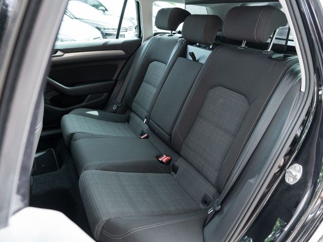 Passat Variant Business TSI DSG GJR AHK