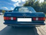 Mercedes-Benz 250 - sehr gut erhalten - einsteigen + losfahren - blaue Mercedes-Benz 250
