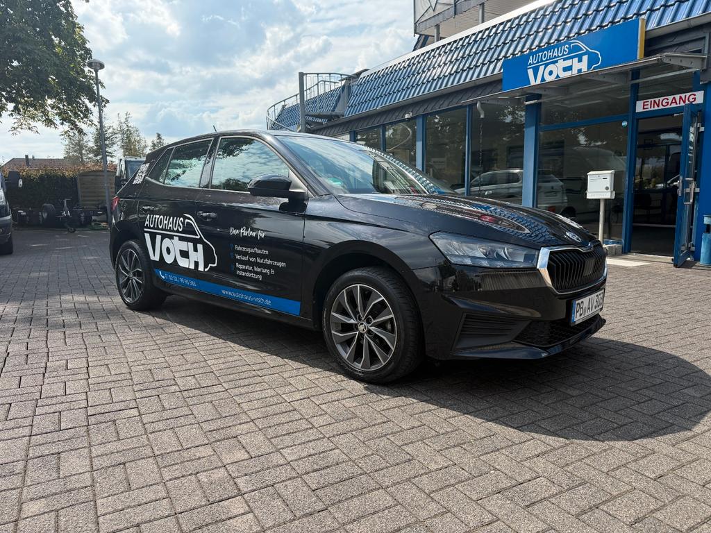 Skoda Fabia 2022 г. Чёрный, пробег 53000 км