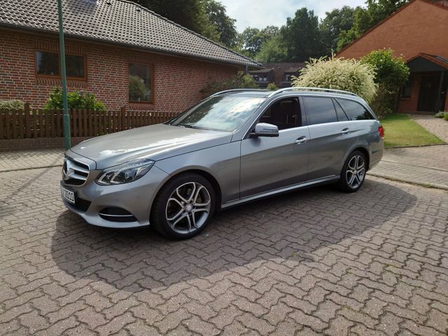 MERCEDES-BENZ E 350 BlueTEC 4MATIC T AVANTGARDE