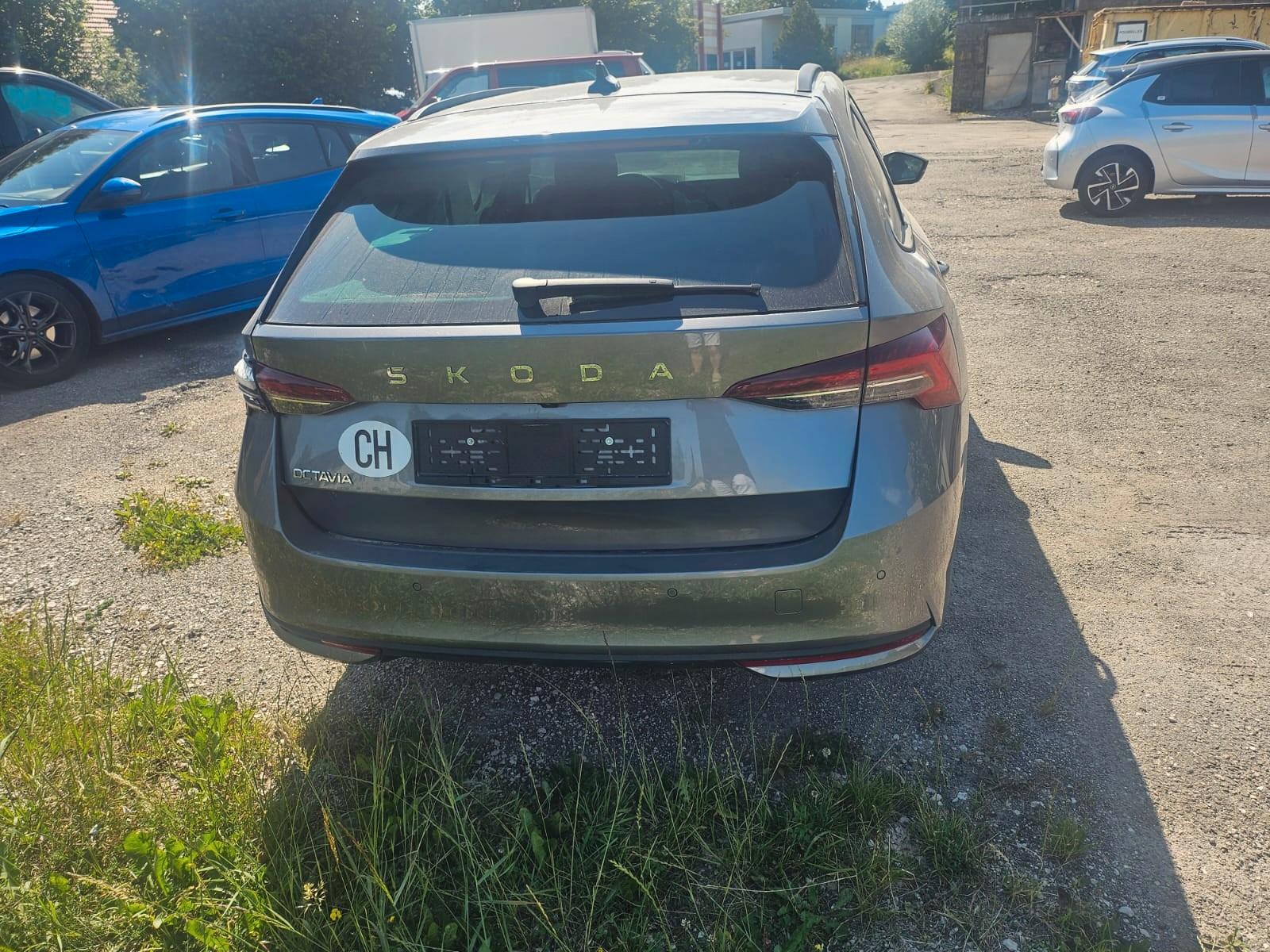 Skoda Octavia Combi 1.5 TSI mHEV 110 kW Selection