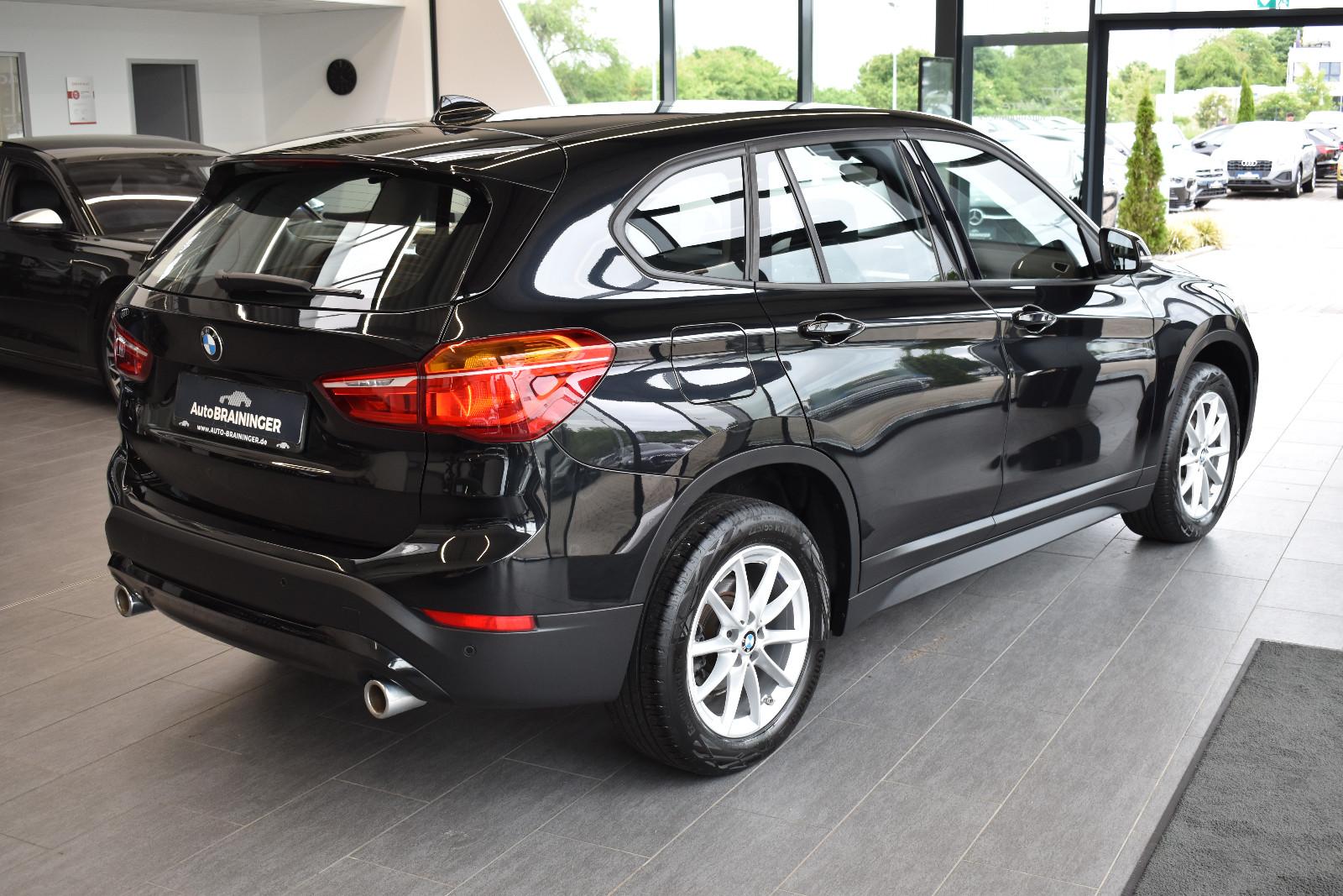 BMW X1 sDrive 18d Automatik Navigation~DAB~Sitzheiz.