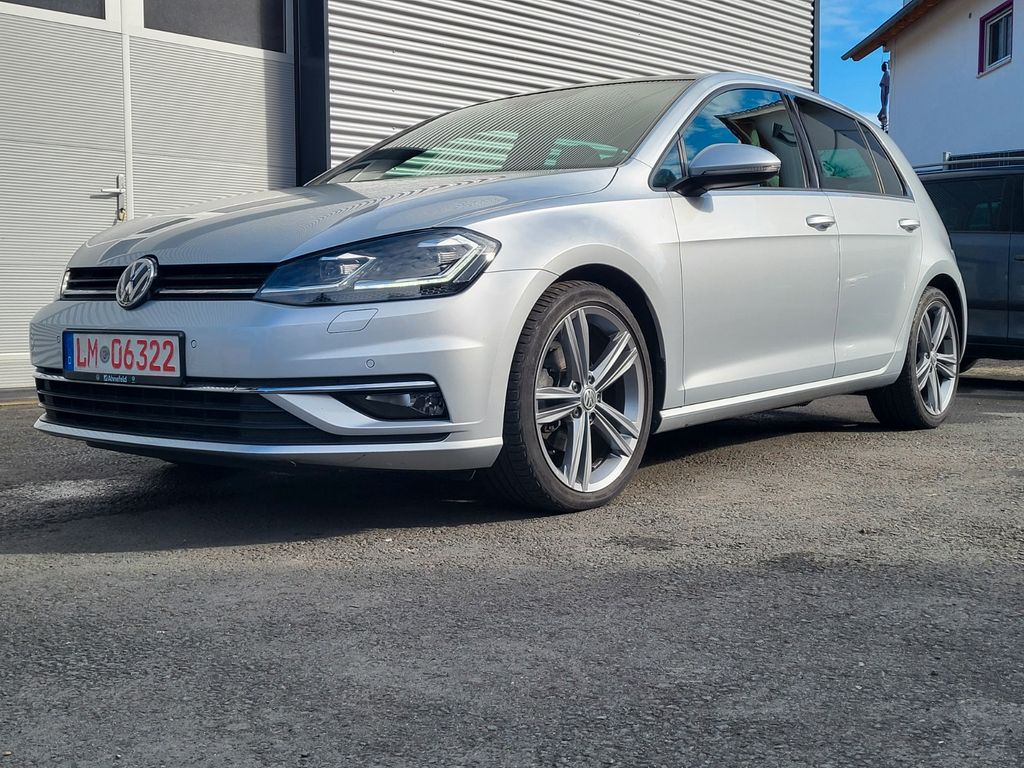 Image of Volkswagen Golf