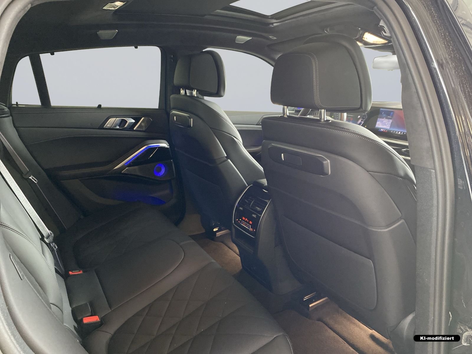 BMW X6 M60 - Bild 10