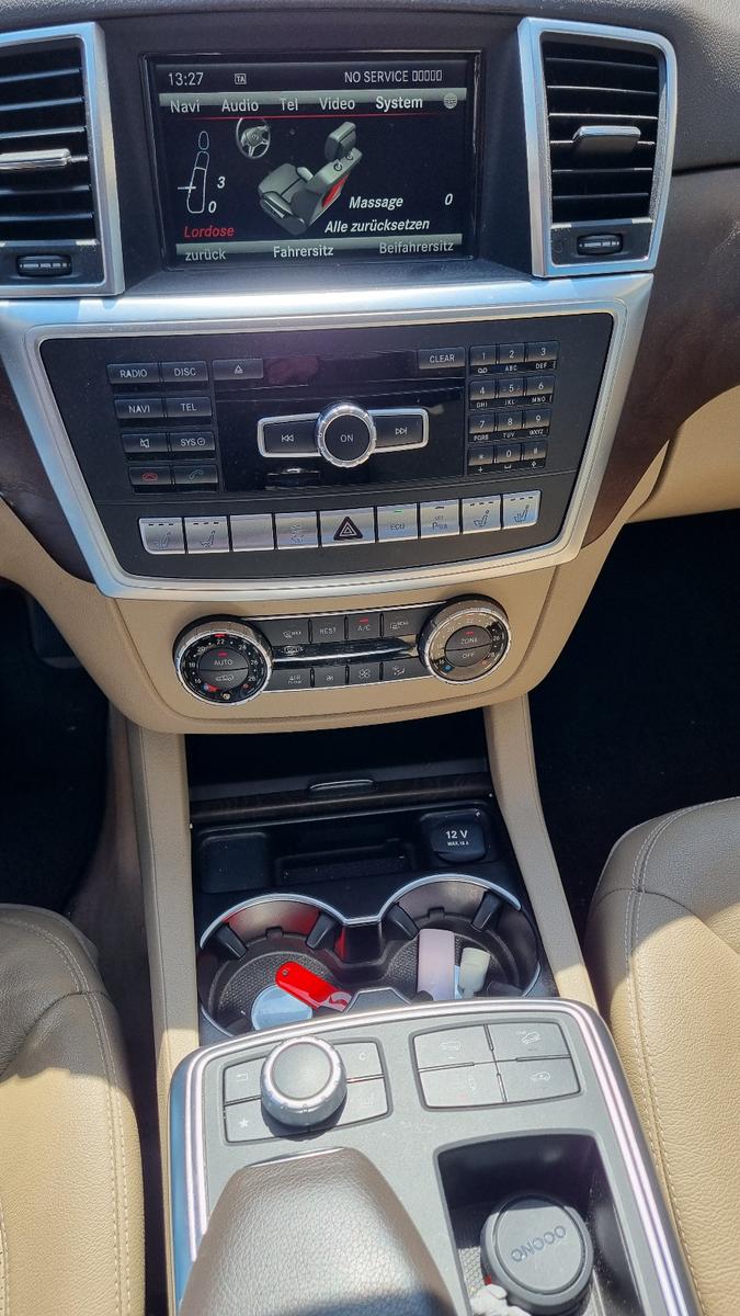 Mercedes-Benz ML 350  AMG Line Top Ausstattung