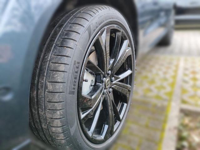 VOLVO XC 60 (Bild 10 von Array)