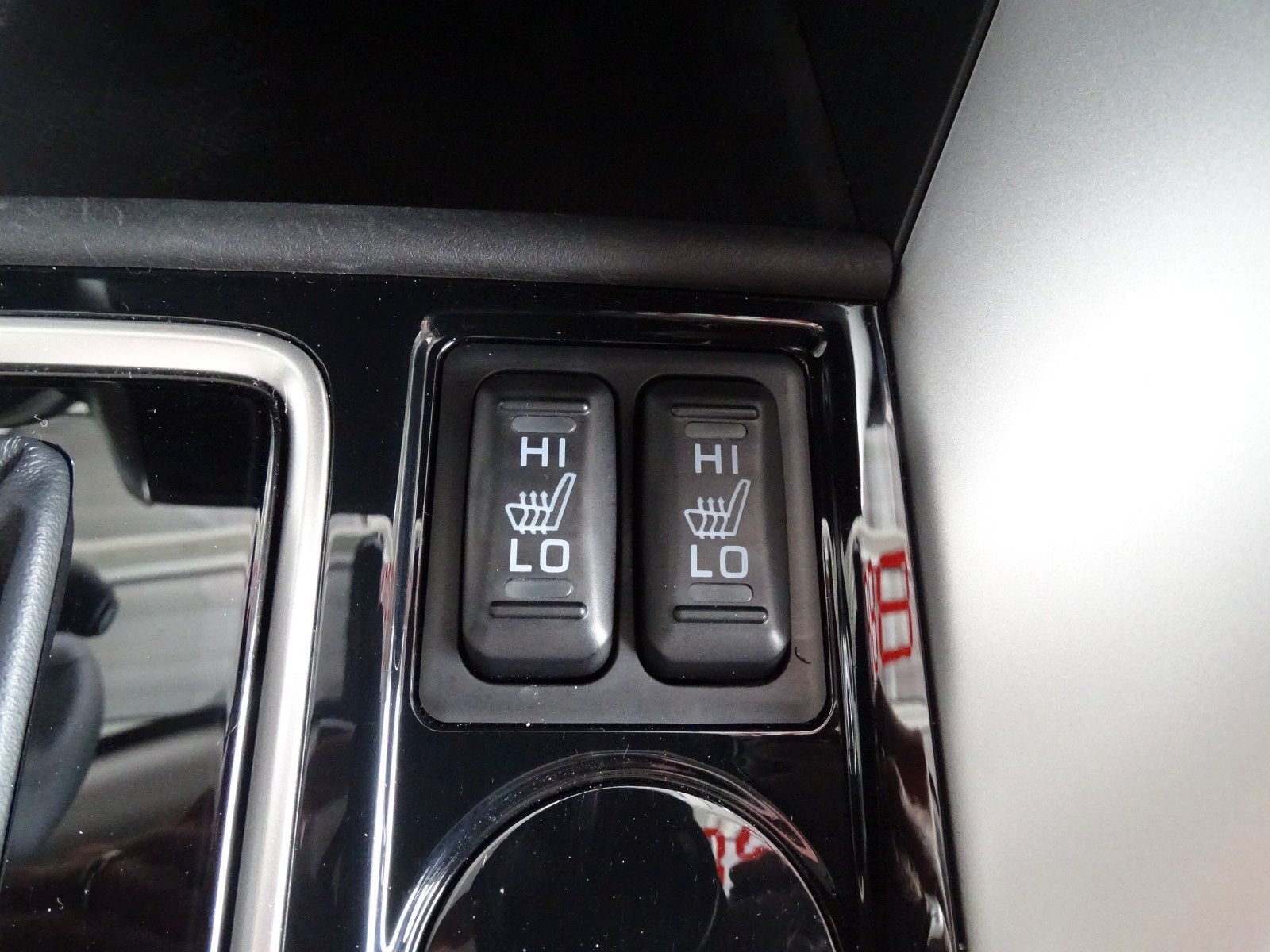 Fahrzeugabbildung Mitsubishi Eclipse Cross Top 2WD CVT