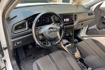Volkswagen T-Roc - 9