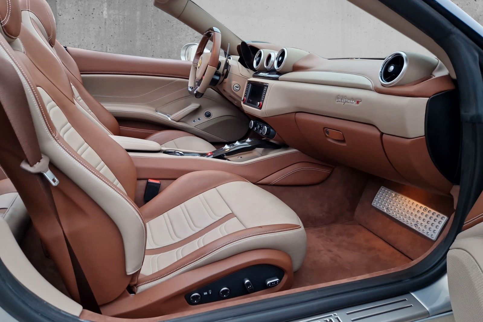 Fahrzeugabbildung Ferrari California T*Tailor Made*1of1*Sammler