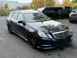 Mercedes-Benz T-Modell E 350 CDI~AMG LINE~PANO~EU5~H&K - Mercedes-Benz E 350 in Mainz