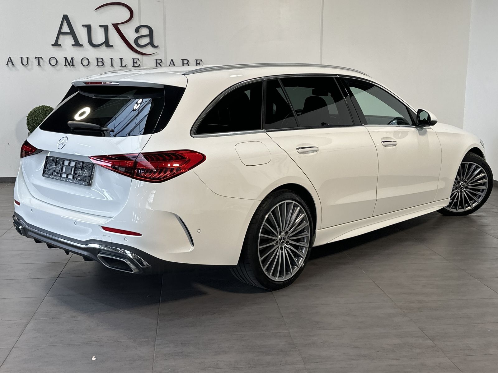 Fahrzeugabbildung Mercedes-Benz C 220d T AMG-Line NAV+LED+AHK+19ZOLL+STANDHEIZUN