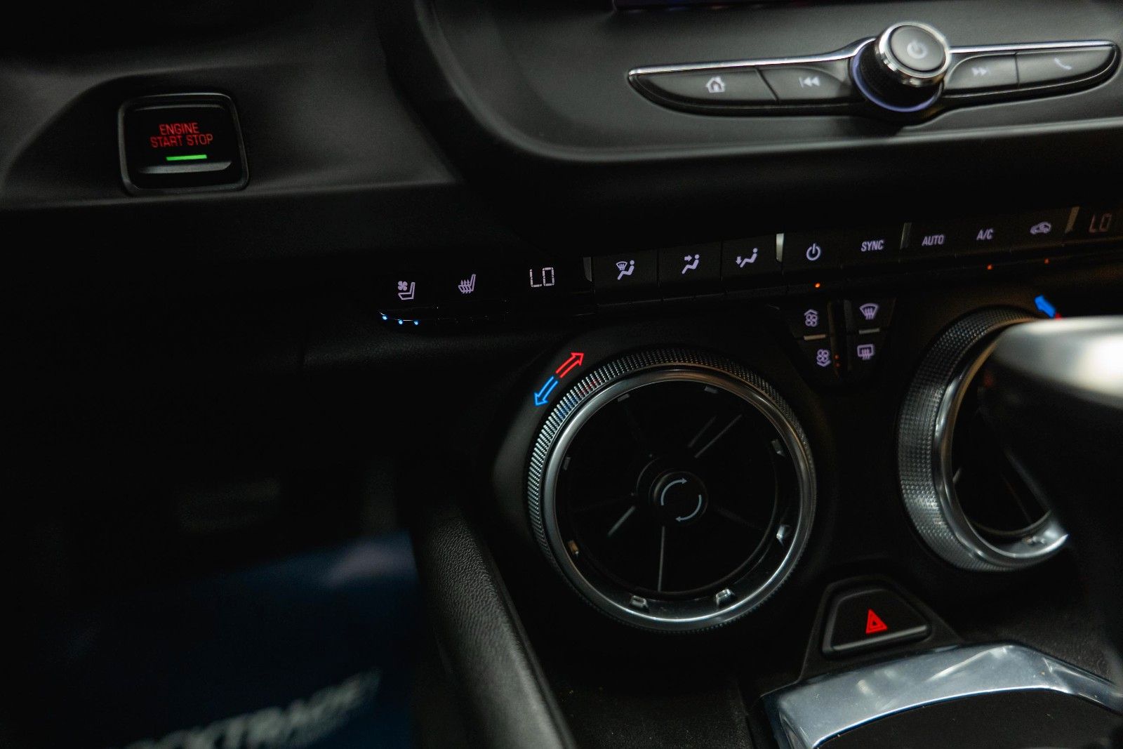 Fahrzeugabbildung Chevrolet Camaro 2.0 Turbo Coupe ZL1 Package *CarPlay*LED*