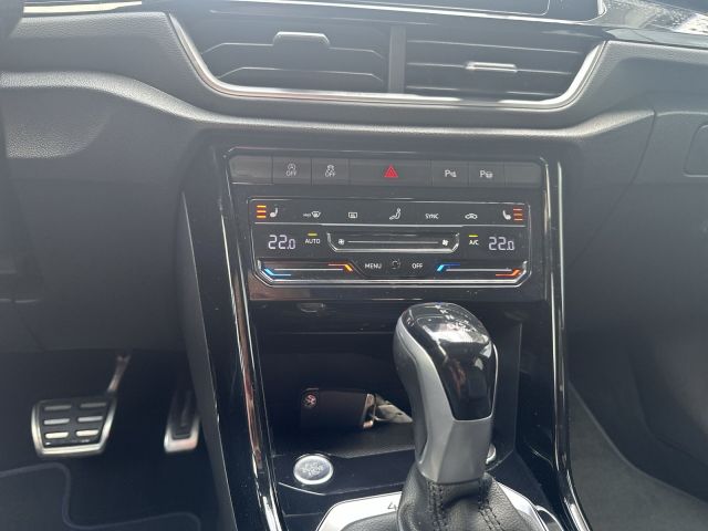 T-Roc 2.0 TSI R 4Motion PANO 19 ALU beats Klima