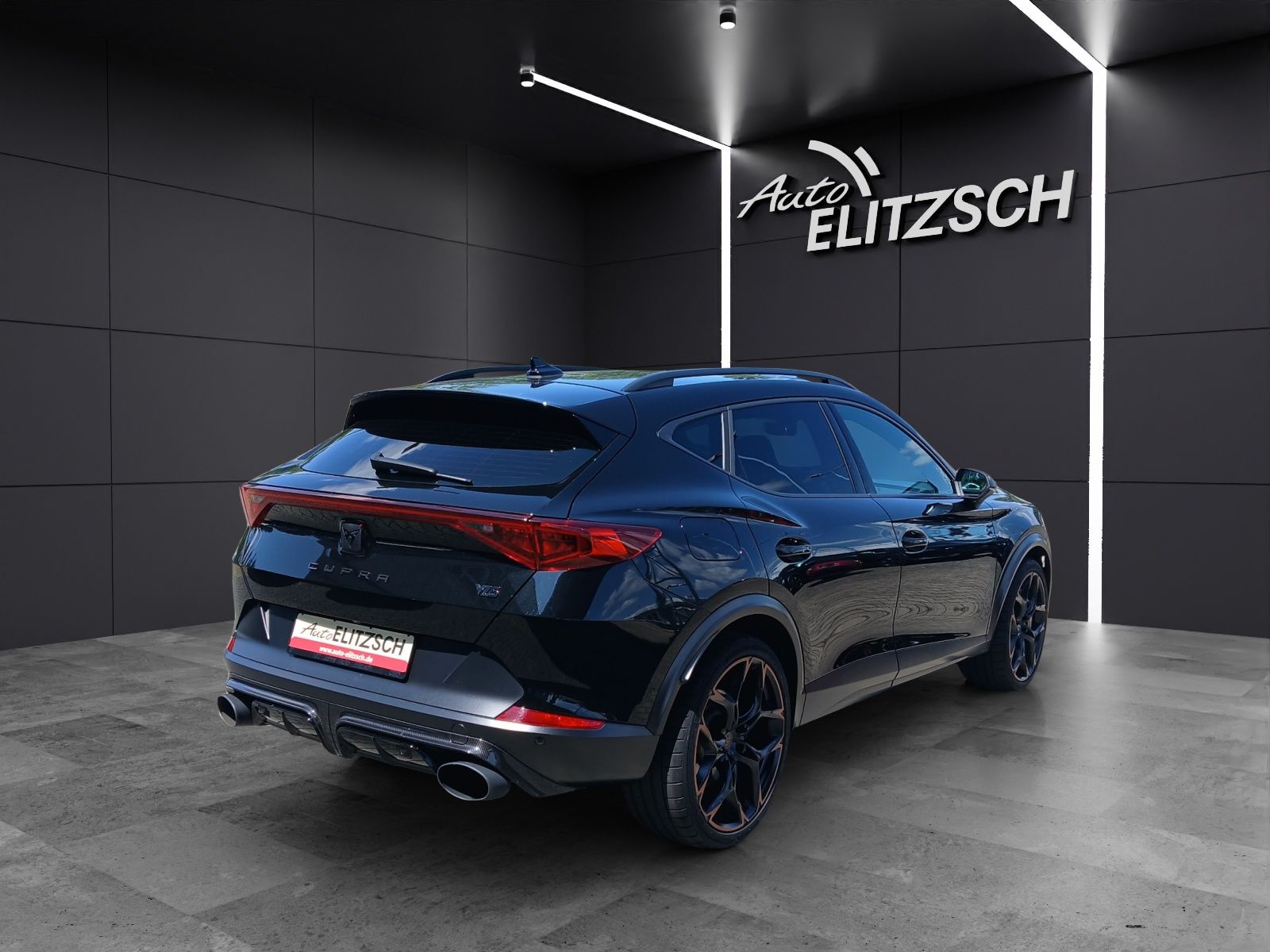 Fahrzeugabbildung CUPRA Formentor VZ5 Matrix GRAIL-Sportauspuff AID ACC