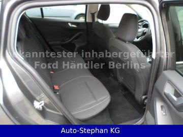 Fahrzeugabbildung Ford Focus Turnier 1,5 110kW Titanium   NAVi/PDC/AUTO