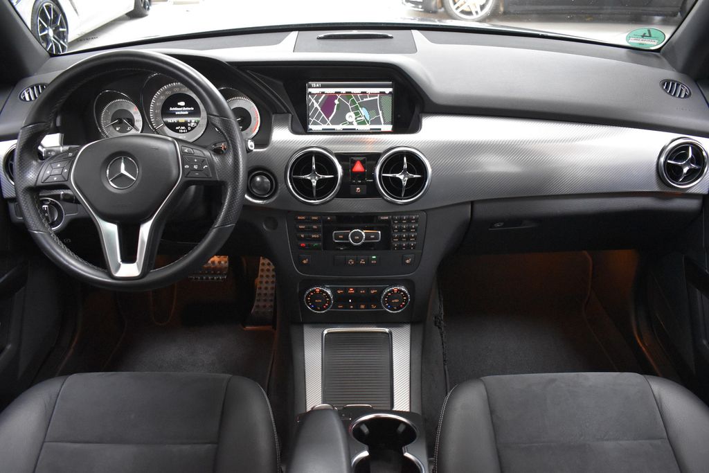 Mercedes-Benz GLK 350 CDI 4M MEMORY KAMERA PANO SCHECKH TOTW