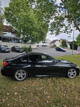 BMW 320d xDrive M Sport Shadow Automatic M Sport... - BMW 320 Gebrauchtwagen in Frankfurt
