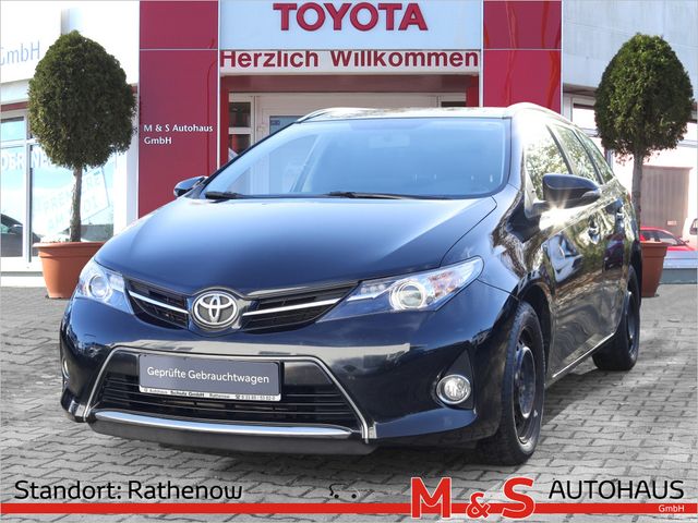 Toyota Auris Touring Sports 1.6 Life+