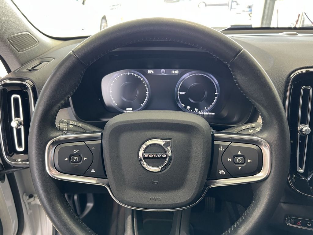 Volvo XC40 T5 R-Design Expression Recharge ACC BLIS