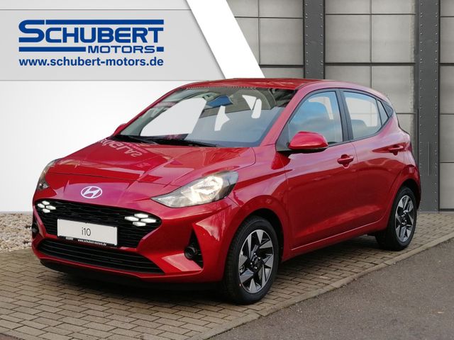 Hyundai i10 1.0 Trend Navi Sitzhzg Einparkhilfe Tempomat