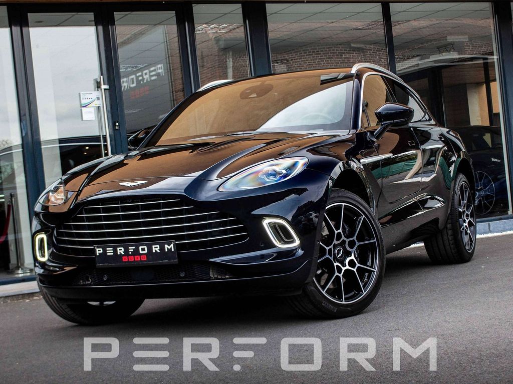 Image of Aston Martin DBX