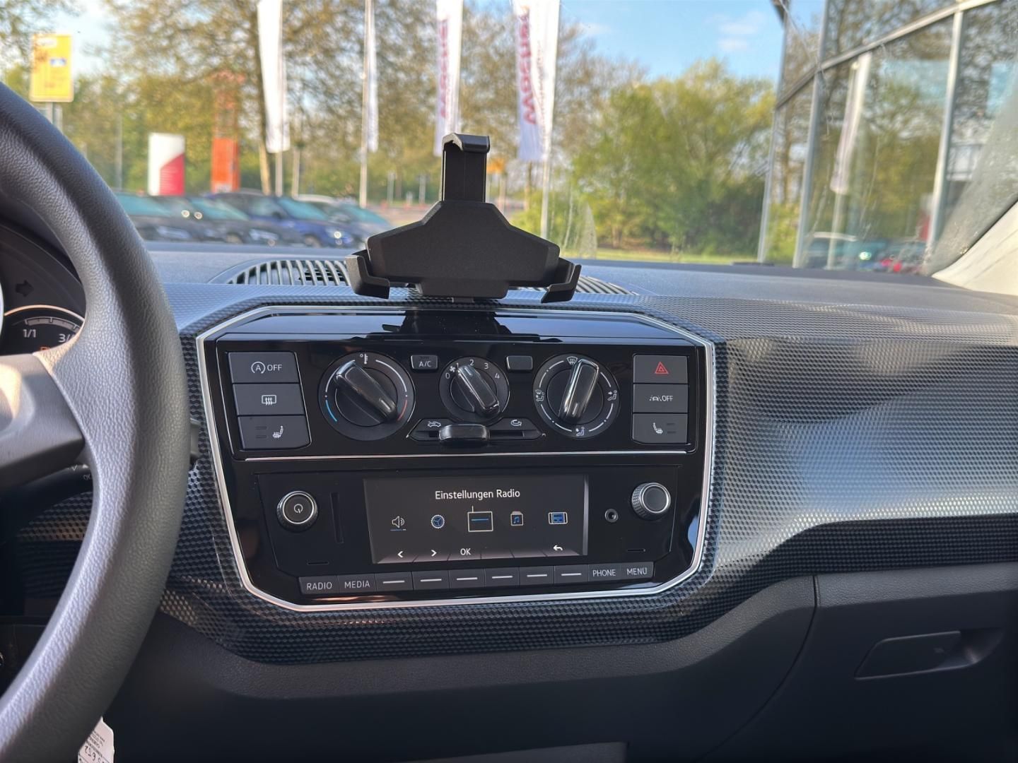 Fahrzeugabbildung Volkswagen up! move Composition Phone,SH,Klima,Maps+More Do