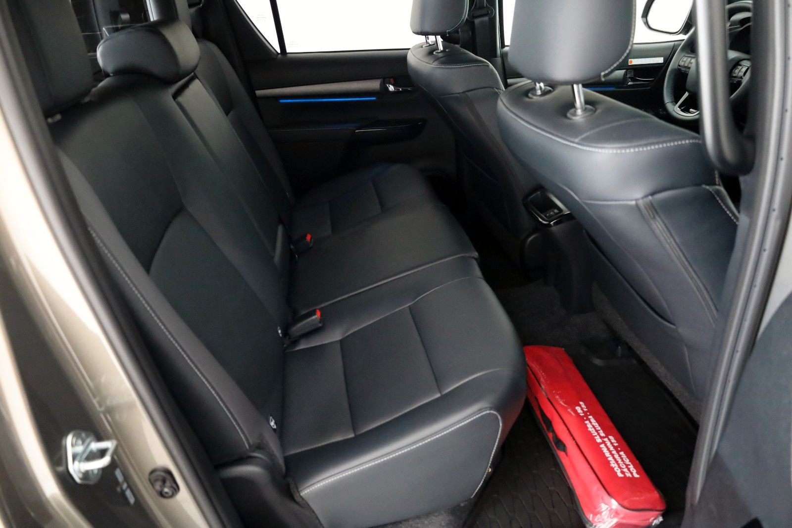 Fahrzeugabbildung Toyota Hilux Sport Invincible ,Navi,Kamera,Rollo