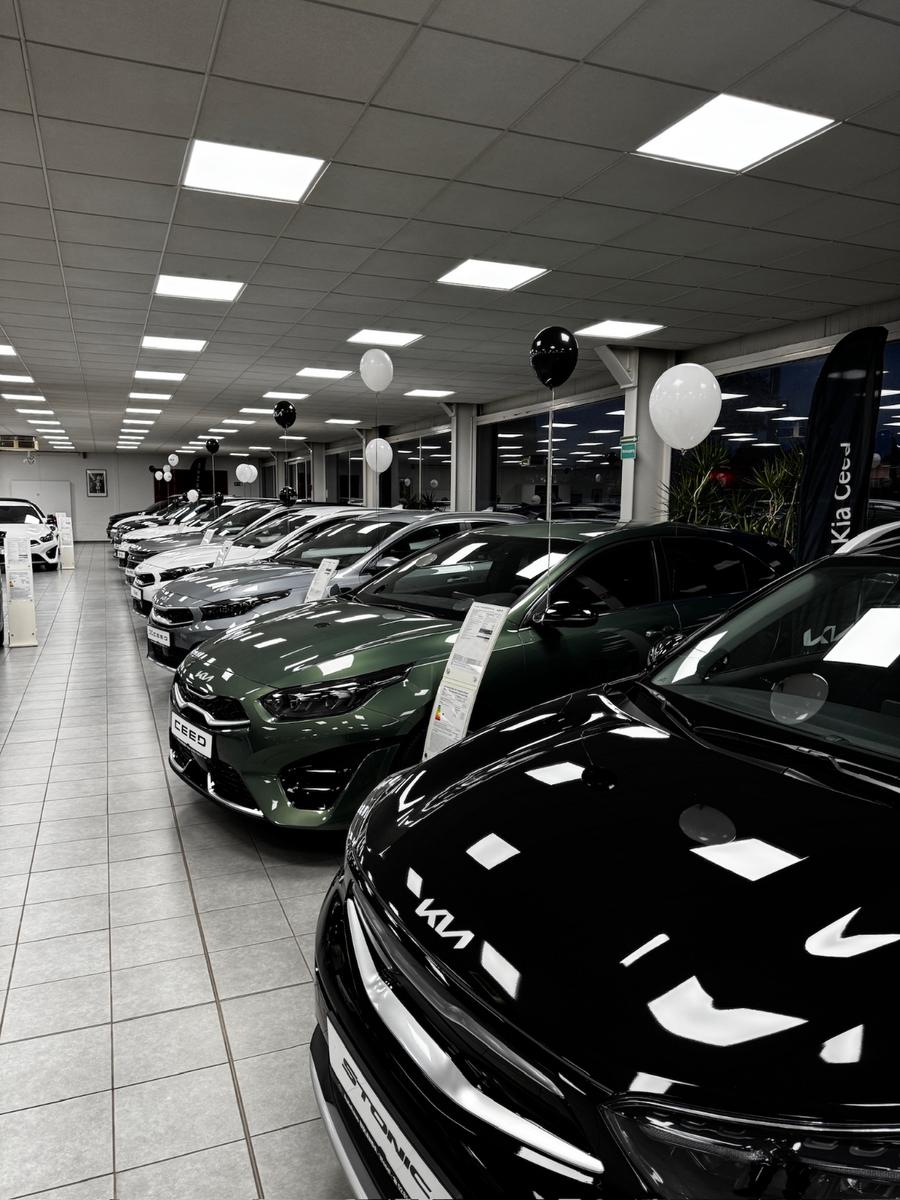 showroom-image-main
