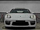 Porsche GTS/Approved/8-Fach/Frisch. Inspektion/Panamera - Porsche Panamera in Düsseldorf