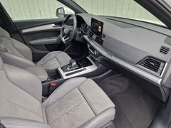 Fahrzeugabbildung Audi Q5 50 TFSIe quattro advanced LED SiHz PDC DAB