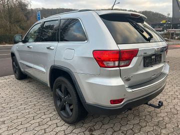 Jeep Grand Cherokee - 7