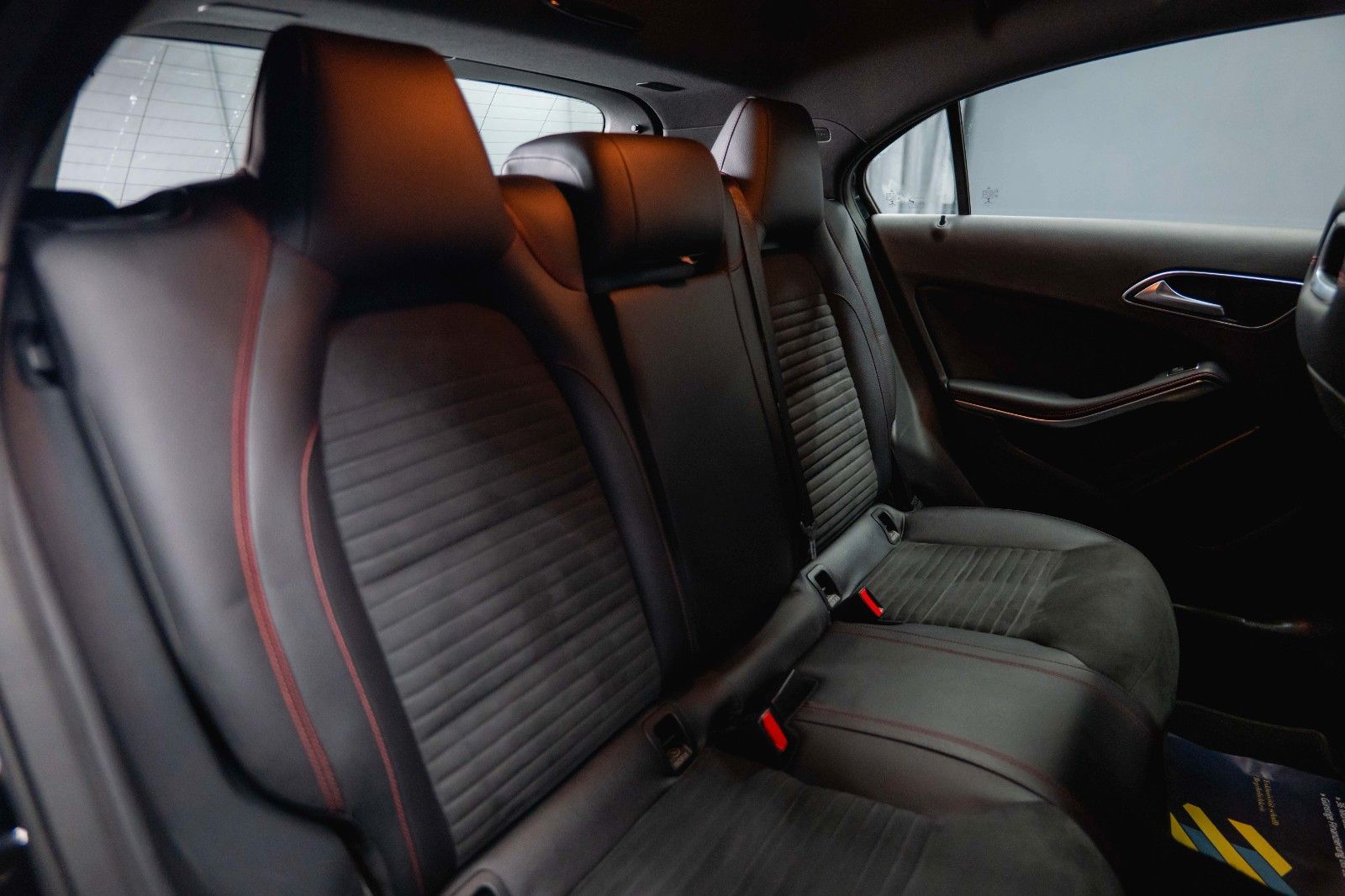 Fahrzeugabbildung Mercedes-Benz A 250 AMG Sport Black Edition *TÜV Neu*Navi*19%*