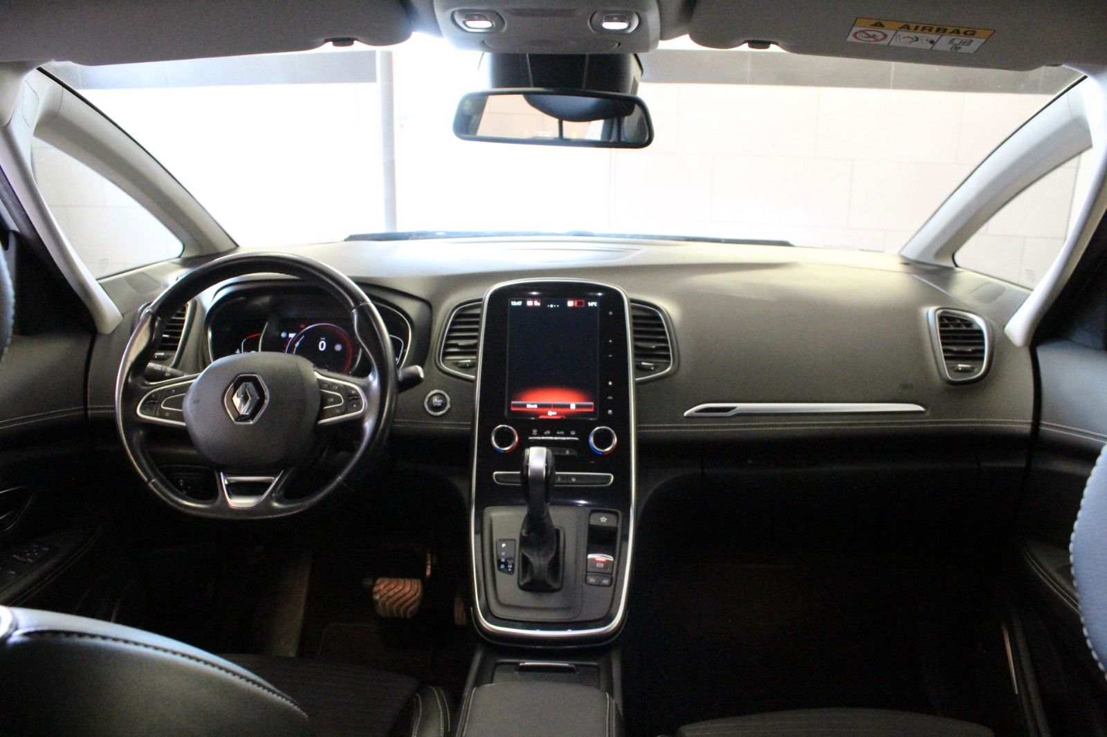 Fahrzeugabbildung Renault Grand Scenic dCi160 EDC*Bose Edition*7-Sitzer*