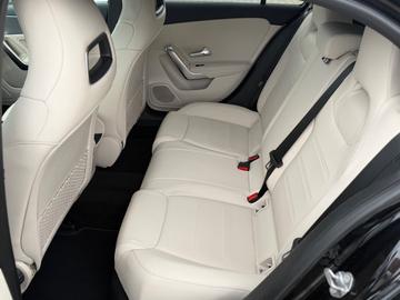 صورة مصغرة 16 لـ 2019 Mercedes-BENZ A 220