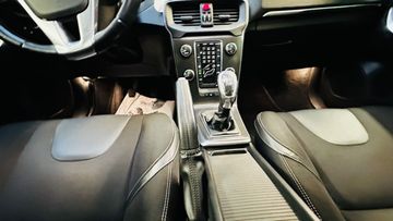 Volvo V40 - 11