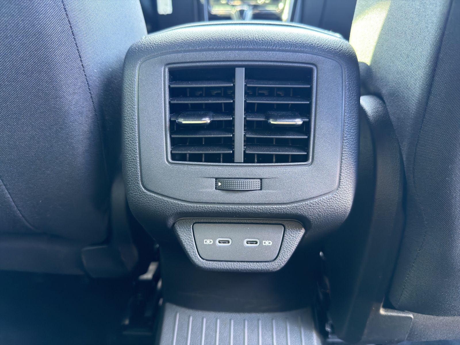 Volkswagen T-Roc - Bild 16