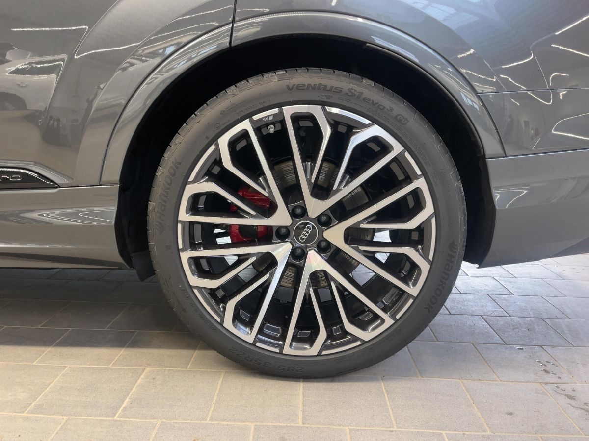 Audi SQ7 - Bild 12