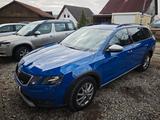 Skoda Octavia Scout 2.0 TDI ,DSG, 4x4 ,AHK, Cam, STHZ - Skoda Octavia: Scout TDI