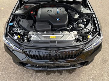 BMW 330e xDrive Touring M Sportpaket Head-Up DAB