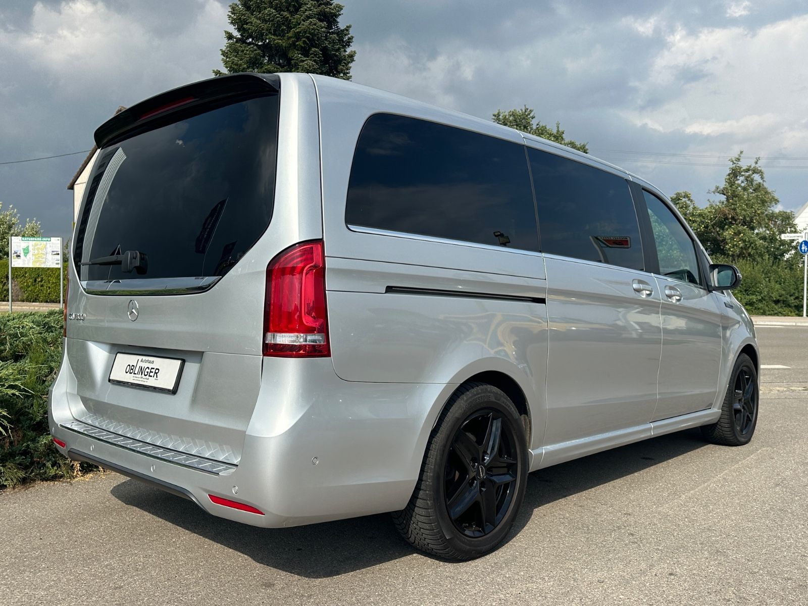 Mercedes-Benz EQV 300 Lang Avantgarde Navi Leder Panorama foto 3