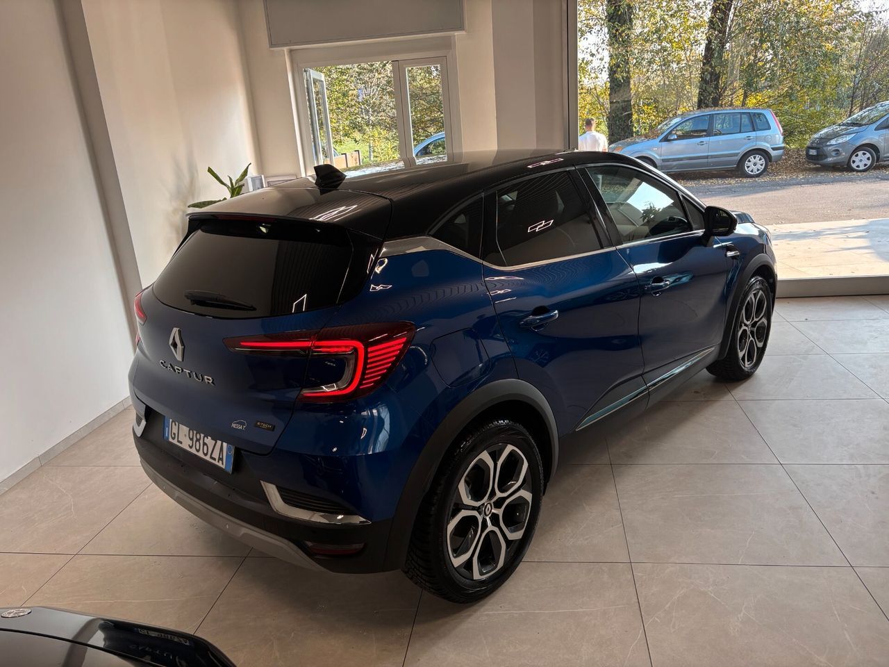 Other Renault Captur Full Hybrid E-Tech 145 CV Techno imagem 3