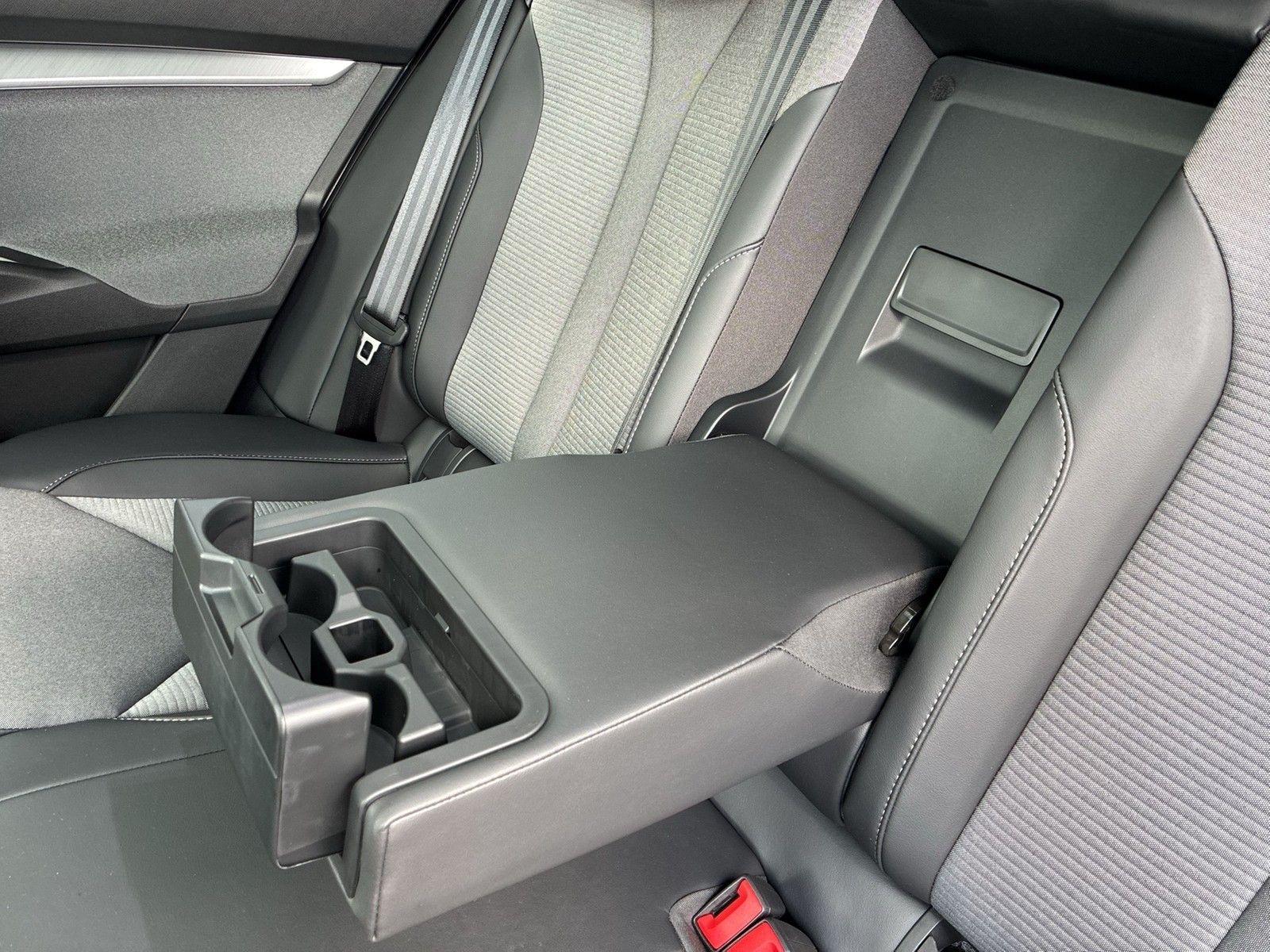 Skoda Enyaq - Bild 21