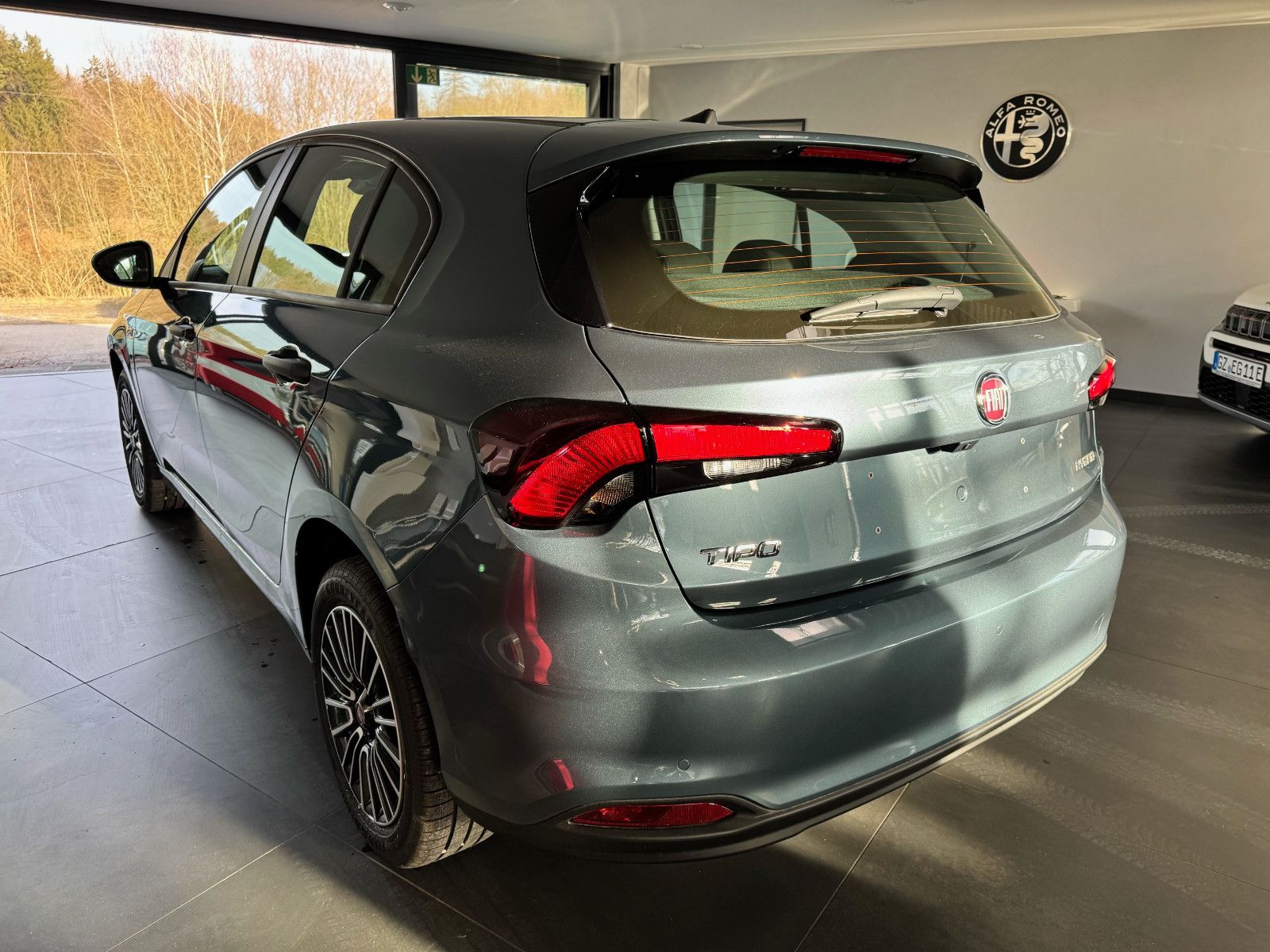 Fahrzeugabbildung Fiat FIAT TIPO 5-TÜRER HYBRID/ TECHPAK./ KOMFPAK.